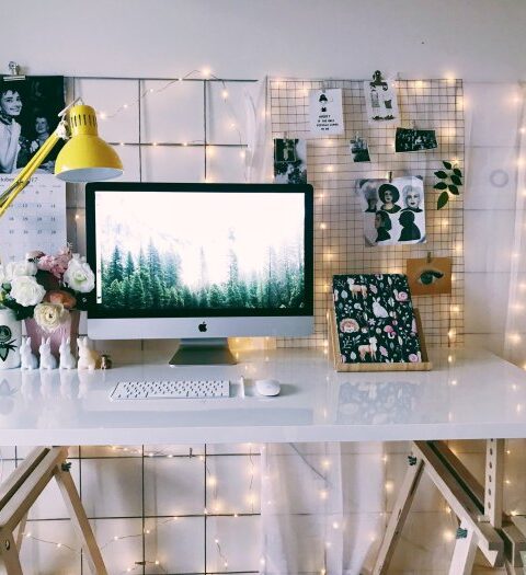 How to decorate office workstation