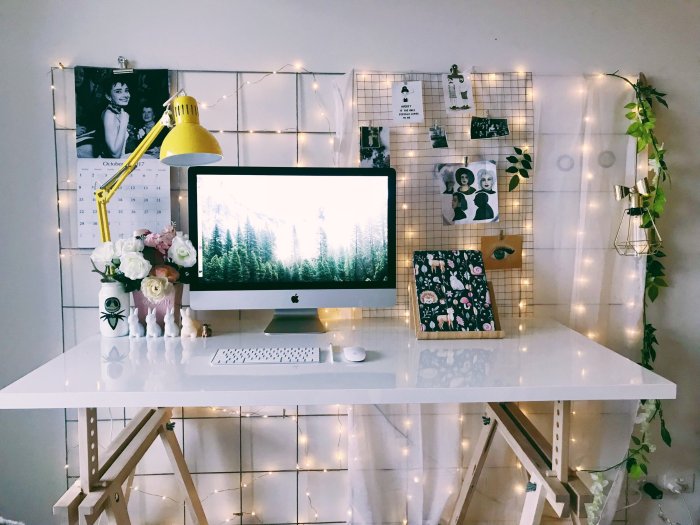 How to decorate office workstation