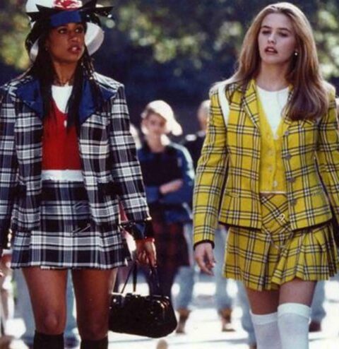 How to dress in 90s style