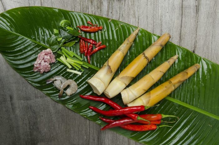 How to cook adobong labong pinoy style