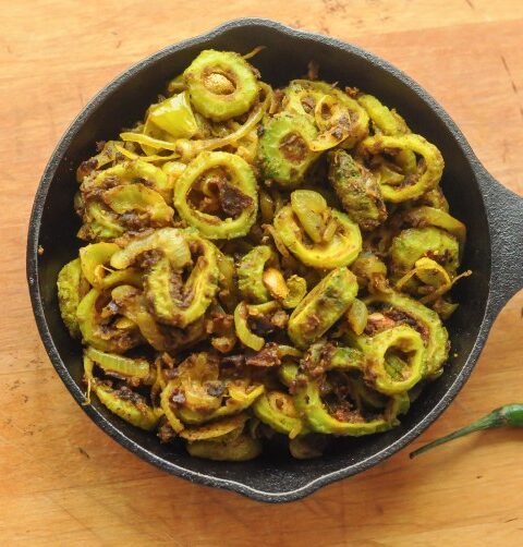 How to cook stuffed karela punjabi style