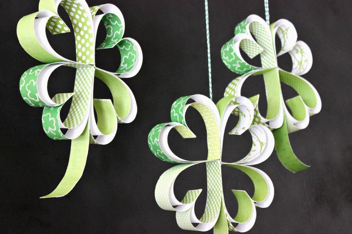 How to make a shamrock decoration